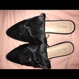 Never worn boutique black bow mules, size 8
